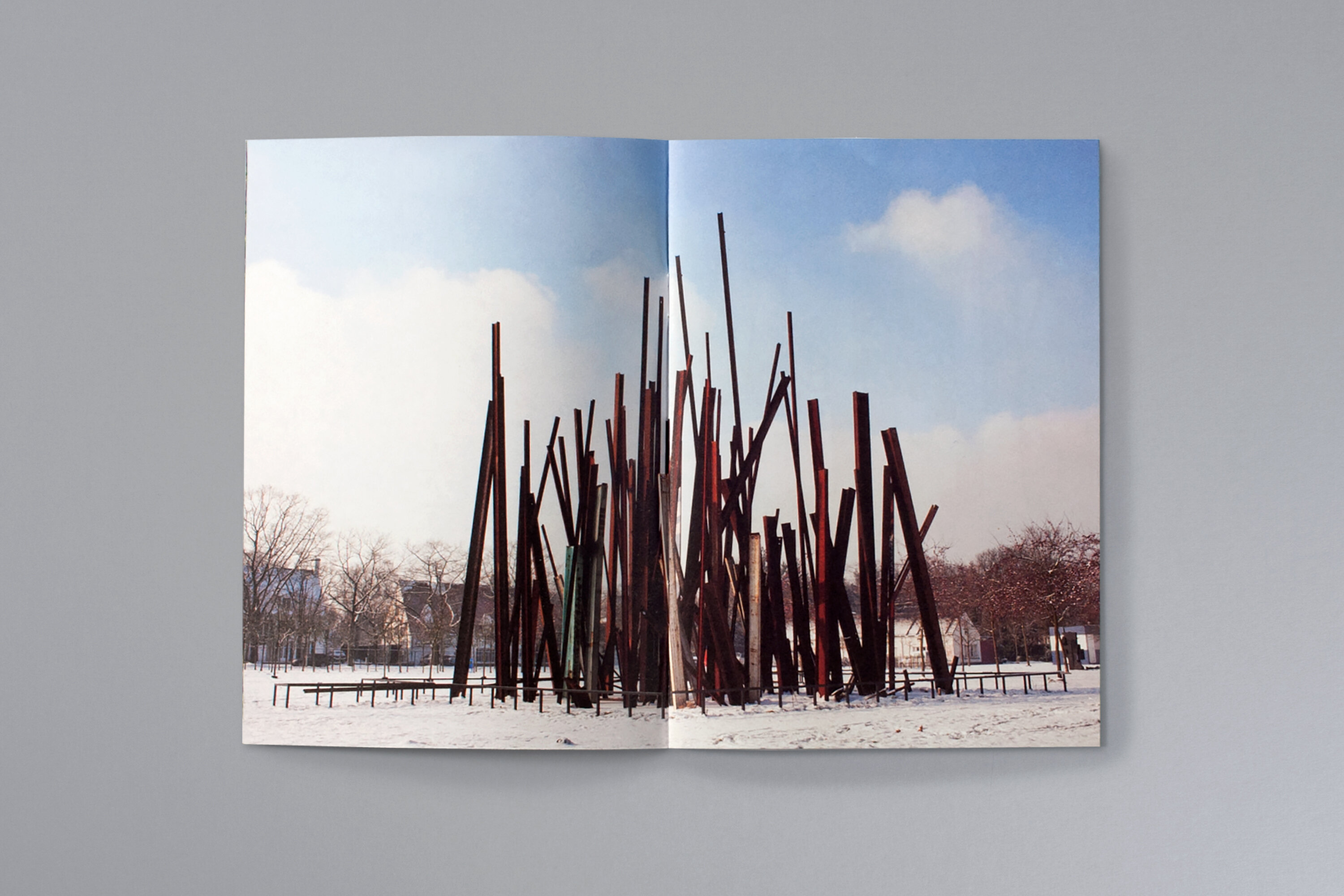 MID_PD_museumfolder_5