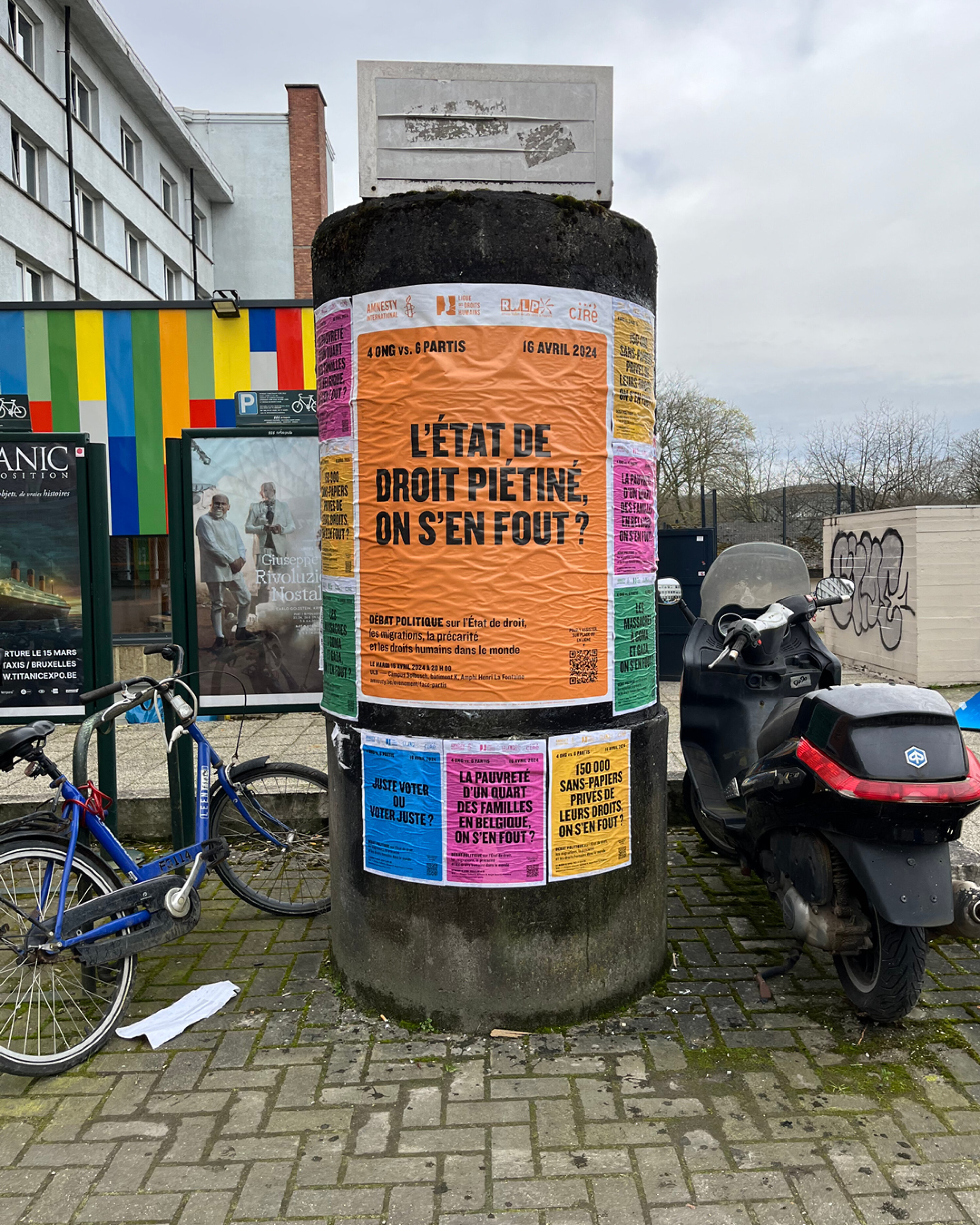 SM_debat_AI_plakzuil